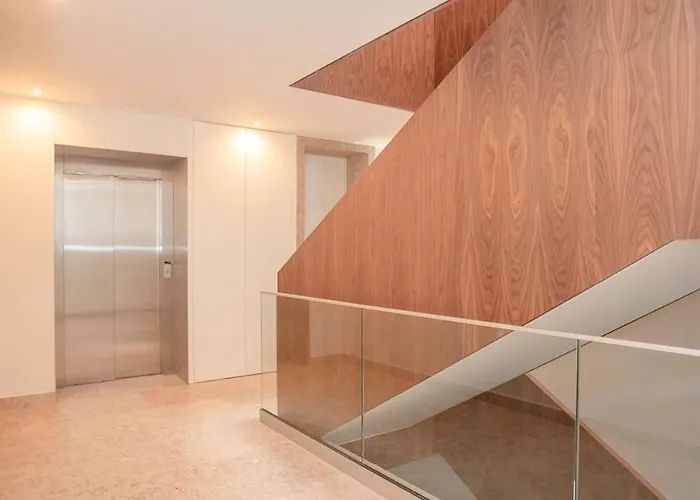 Liiiving In - Crystal Palace Apartman Porto