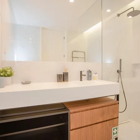 Liiiving In - Crystal Palace Apartamento *