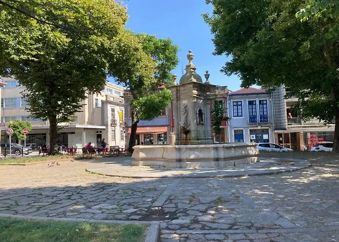 Liiiving In - Crystal Palace * 波尔图