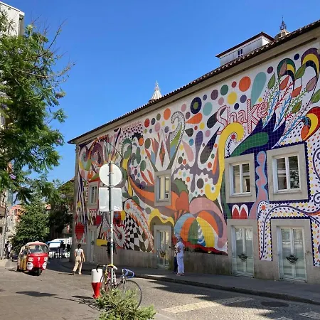 Liiiving In - Crystal Palace פורטו